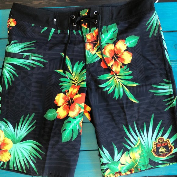 QUIKSILVER Eddie Aikau Board Shorts - Picture 3 of 15
